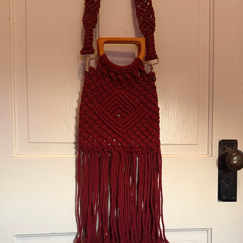 Handcrafted Red Macramé Bag - Picture 6 of 13